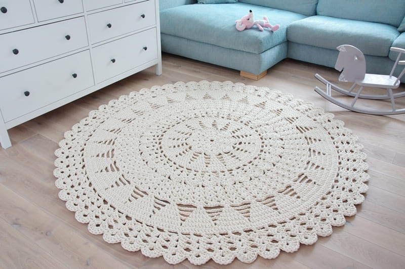 trikotaazpaelast heegeldatud loodusvalge vaip